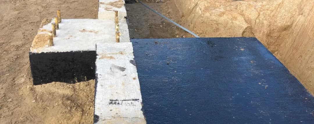 Ile kosztuje wylanie fundamentów? Poznaj ukryte koszty budowy