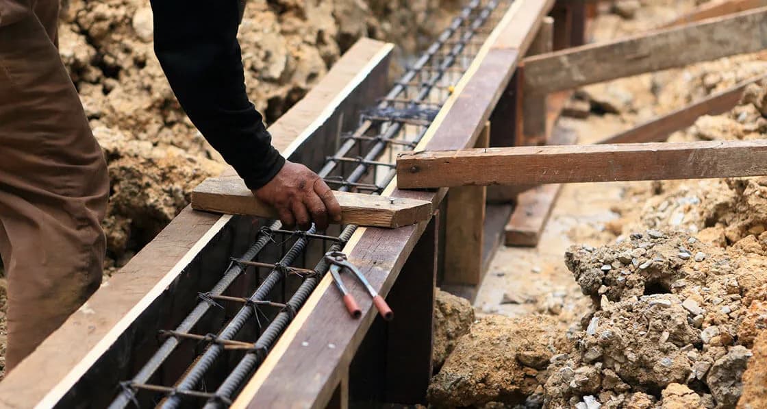 Jaki beton na fundamenty? Wybierz najlepszy rodzaj dla stabilności budynku